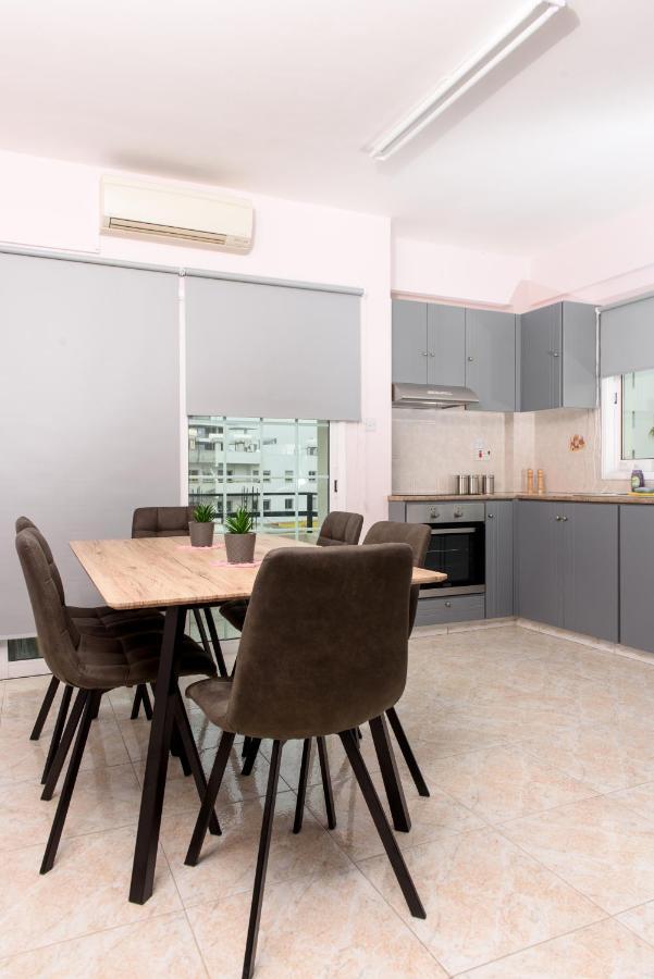 Callisto 3 Bedroom Apartment Larnaca Exteriér fotografie